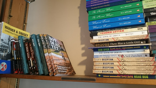 Book Store «Learned Owl Book Shop», reviews and photos, 204 N Main St, Hudson, OH 44236, USA