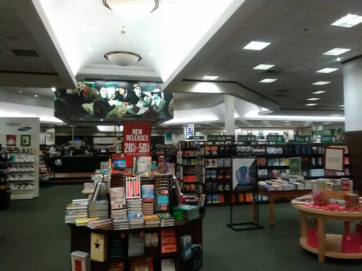 Book Store «Barnes & Noble», reviews and photos, 1315 N Milwaukee St, Boise, ID 83704, USA