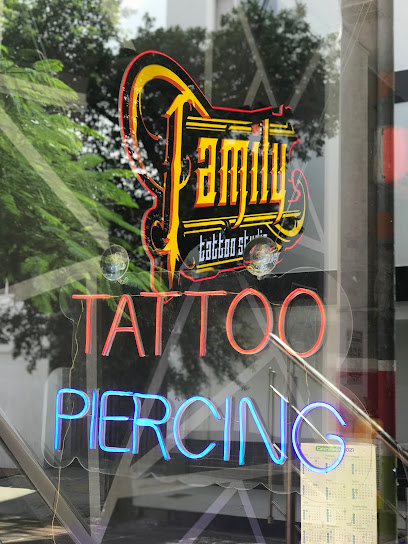 FAMILY TATTOO STUDIO