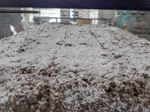 Donut Shop «Peter Pan Donut & Pastry Shop», reviews and photos, 727 Manhattan Ave, Brooklyn, NY 11222, USA