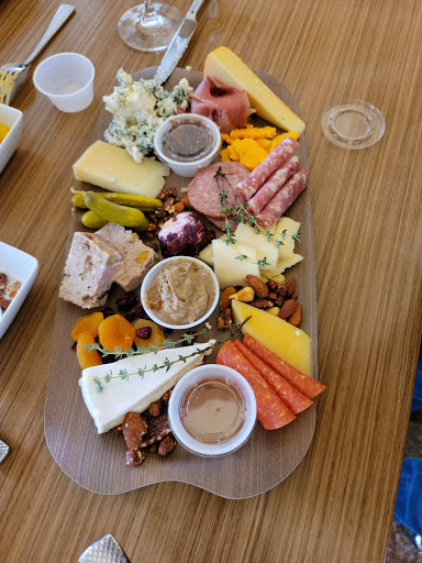 Golf Course «The Clubs of Kingwood - Deerwood Clubhouse», reviews and photos, 1717 Forest Garden Dr, Kingwood, TX 77345, USA