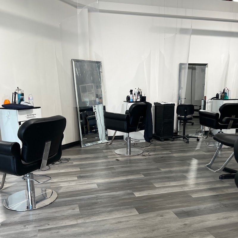 Salon Fifth Image - Hair Salon on Yonge St