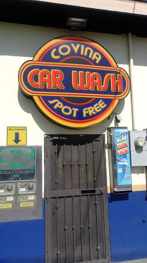 Covina Car Wash Center en Covina