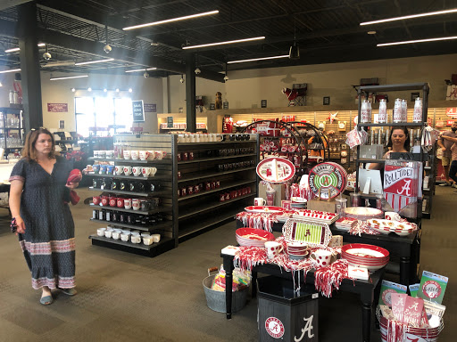 Book Store «University of Alabama Supply Store», reviews and photos, 751 Campus Dr W, Tuscaloosa, AL 35401, USA