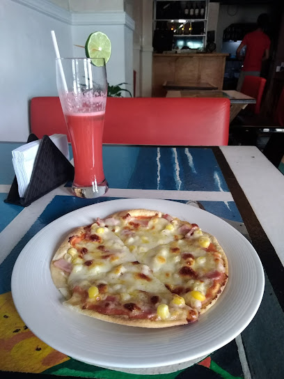 Bárbaros Pizza - Cl. 3 #3-37, Facatativá, Cundinamarca, Colombia