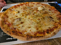 Plats et boissons du Pizzeria La Macia à Lannion - n°18