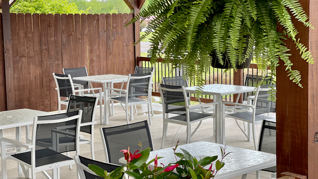 Westovers Country Grill 17814