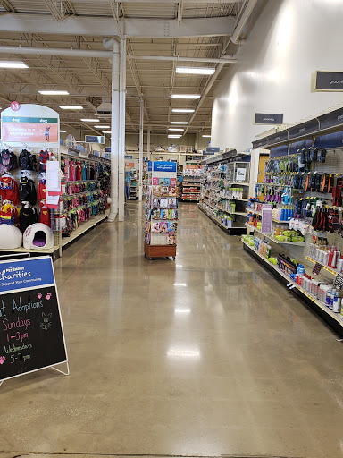 Pet Supply Store «PetSmart», reviews and photos, 159 N Weber Rd, Bolingbrook, IL 60490, USA