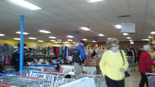 Thrift Store «St. Vincent de Paul Budget Store», reviews and photos, 2025 Cairo Rd, Paducah, KY 42001, USA