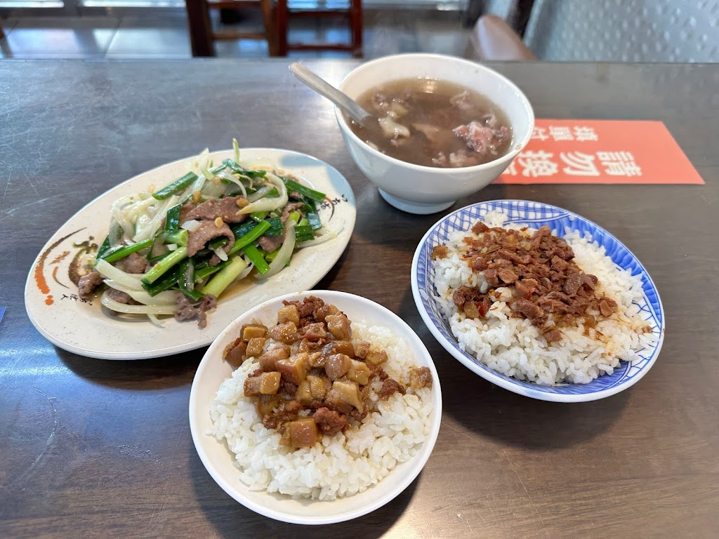 億哥牛肉湯後甲店 的照片