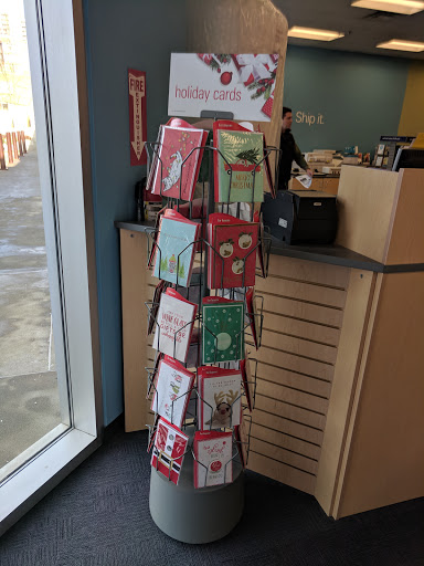 Print Shop «FedEx Office Print & Ship Center», reviews and photos, 606 1st Ave N, Seattle, WA 98109, USA