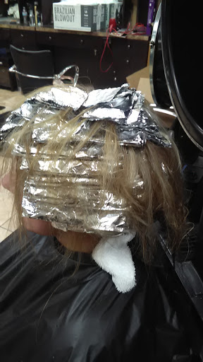 Beauty Salon «Corona Beauty Salon 