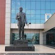 Karabağlar belediyesi Atatürk anıtı