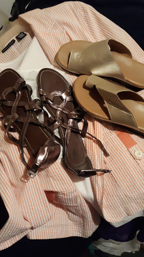 Thrift Store «Disabled American Veterans Thrift store», reviews and photos, 15265 Warwick Blvd, Newport News, VA 23608, USA