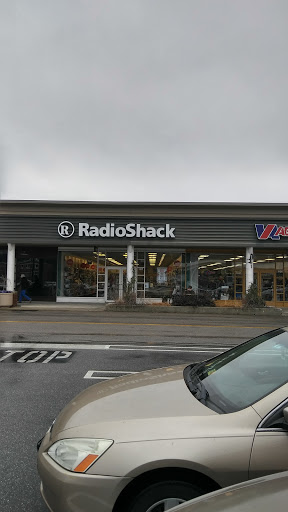 Electronics Store «RadioShack», reviews and photos, 1601 Willow Lawn Dr #107, Richmond, VA 23230, USA