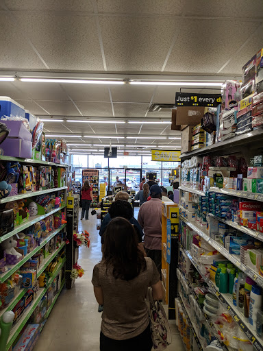 Discount Store «Dollar General», reviews and photos, 501 W Front St, Hutto, TX 78634, USA