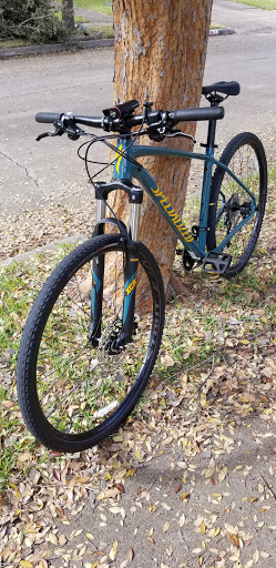 Bicycle Store «Bike Barn - Westchase», reviews and photos, 11105 Westheimer Rd, Houston, TX 77042, USA