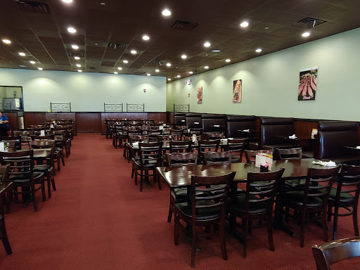 Shopping Mall «Townline Square Shopping Center», reviews and photos, 533 S Broad St, Meriden, CT 06450, USA