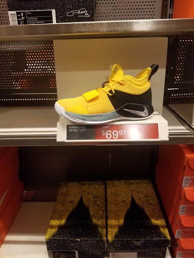 Clothing Store «Nike Factory Store», reviews and photos, 4101 S Carrollton Ave, New Orleans, LA 70119, USA