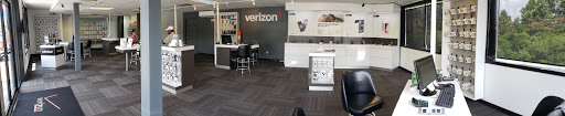 Cell Phone Store «Verizon Authorized Retailer, TCC», reviews and photos, 4975 US-78 Suite 100, Lilburn, GA 30047, USA