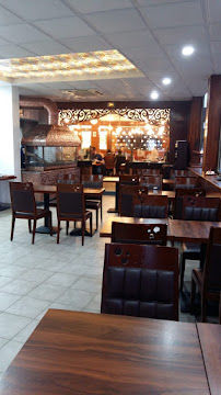 Atmosphère du Restaurant turc Diwan - Grillades au feu de bois à La Courneuve - n°4