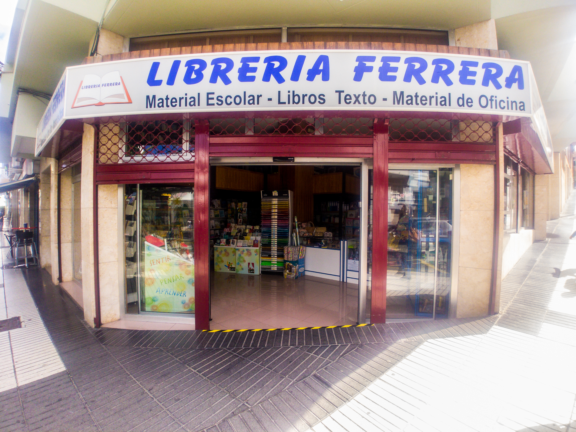 Librería Ferrera - 0