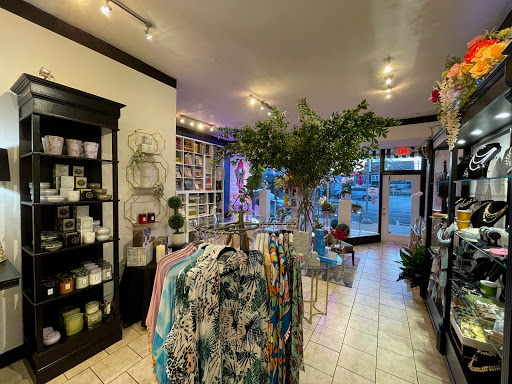 Florist «Petals Floral Design and Gifts», reviews and photos, 202 E Rio Grande Ave, Wildwood, NJ 08260, USA