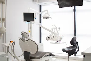 Ηλιόπουλος Νικήτας Χειρουργός Οδοντίατρος DDS image