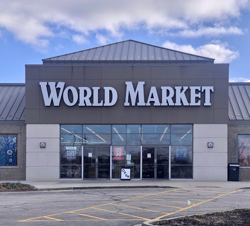 Furniture Store «Cost Plus World Market», reviews and photos, 2155 W 22nd St #500, Oak Brook, IL 60523, USA