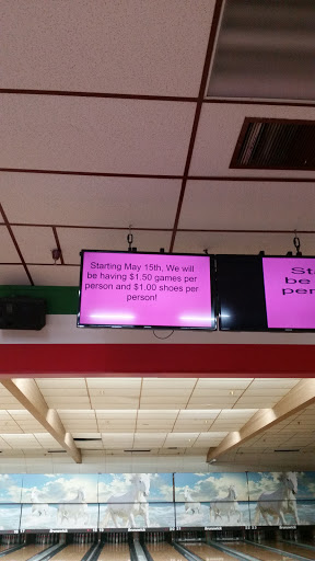 Bowling Alley «San Bruno Bowling Center», reviews and photos, 154 W Main St, Woodland, CA 95695, USA