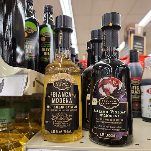 Grocery Store «Kroger», reviews and photos, 101 Fairview Rd, Ellenwood, GA 30294, USA