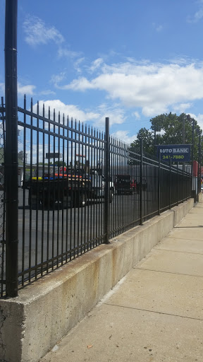 Car Dealer «Auto Bank», reviews and photos, 2000 E Truman Rd, Kansas City, MO 64127, USA