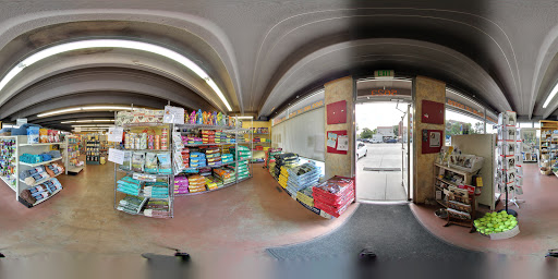 Pet Supply Store «Lewis & Bark-Dog & Cat Goods», reviews and photos, 5623 S Prince St, Littleton, CO 80120, USA