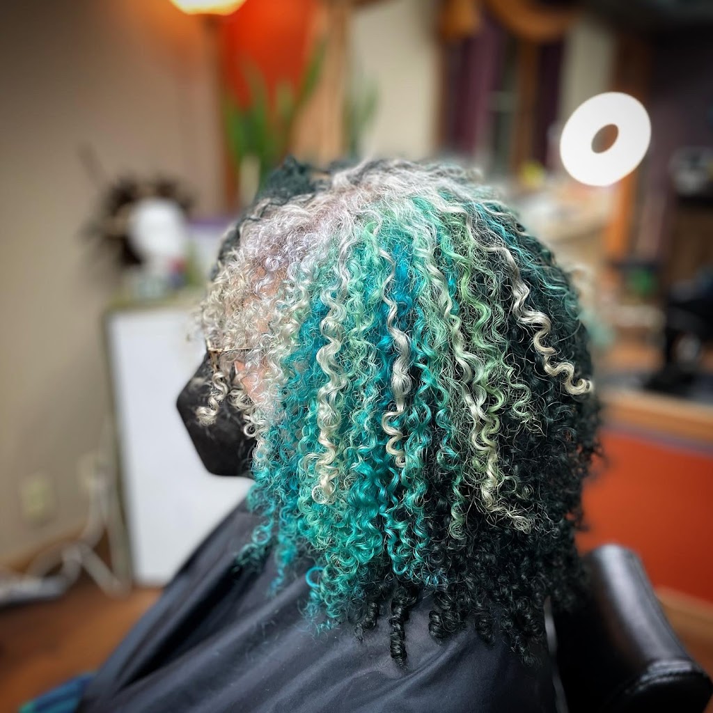 Ms. Ehrin at Azarra Salon & Wine | Hairapy & A Plan 98402