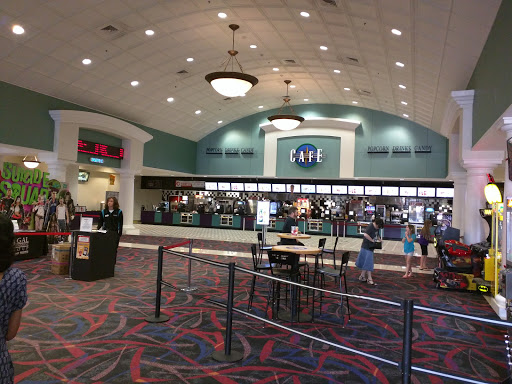 Movie Theater «Regal Cinemas Kingstowne 16 & RPX», reviews and photos, 5910 Kingstowne Center, Alexandria, VA 22315, USA