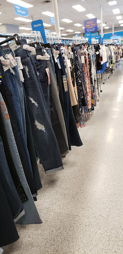 Clothing Store «Ross Dress for Less», reviews and photos, 5635 Woodruff Ave, Lakewood, CA 90713, USA