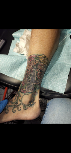 Tattoo Shop «Wizard Tattoo Studio», reviews and photos, 5780 S M L King Jr Pkwy, Beaumont, TX 77705, USA