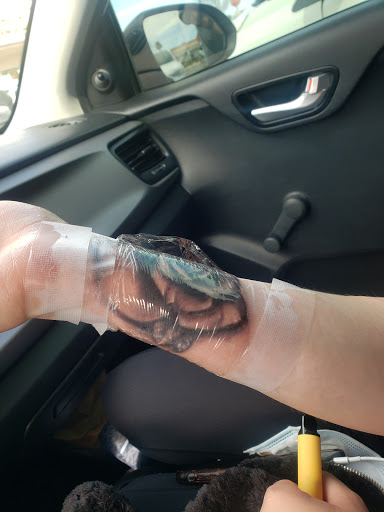 Tattoo Shop «West Coast Tattoo Parlor», reviews and photos, 5597 S Rainbow Blvd #120, Las Vegas, NV 89118, USA