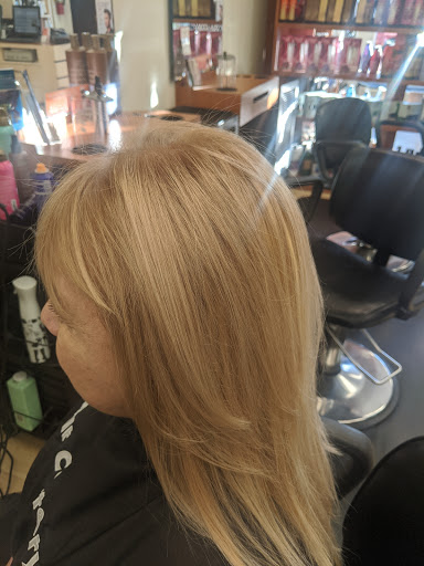 Hair Salon «Hair Cuttery», reviews and photos, 4363 S Hwy 27, Clermont, FL 34711, USA