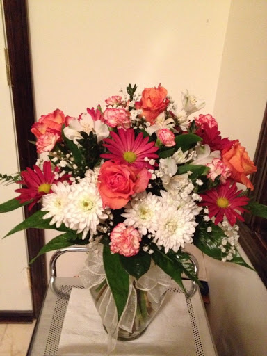 Florist «Lyncrafts and Floral Designs», reviews and photos, 255 Hamburg Turnpike, Riverdale, NJ 07457, USA