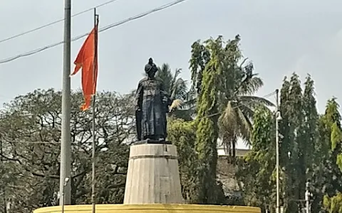 Chhatrapati Shahu Maharaj Statue image