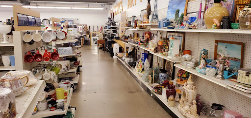Thrift Store «Auburn Goodwill», reviews and photos