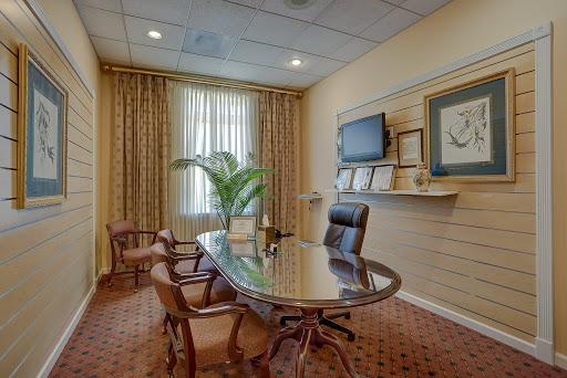 Funeral Home «Loudon Park Cemetery & Loudon Park Funeral Home», reviews and photos, 3620 Wilkens Ave, Baltimore, MD 21229, USA