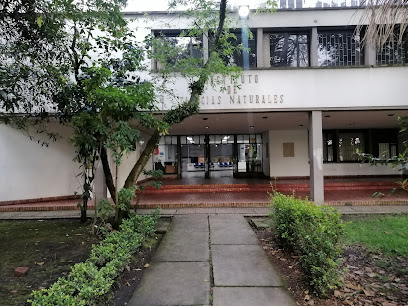 Edificio 425 - Instituto de Ciencias Naturales