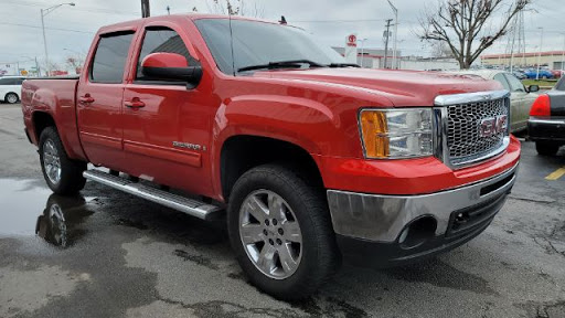 Used Car Dealer «TRI City Auto Mart», reviews and photos, 617 E New Cir Rd, Lexington, KY 40505, USA