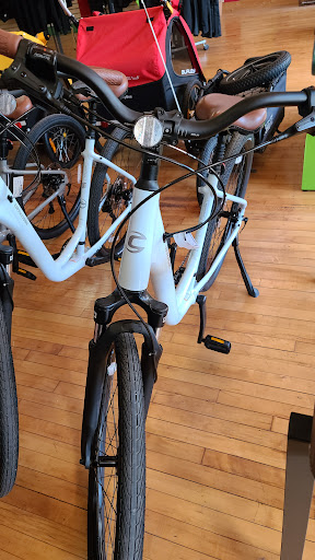 Bicycle Store «Grand Rapids Bicycle Company - Fulton», reviews and photos, 1311 Fulton St E, Grand Rapids, MI 49503, USA