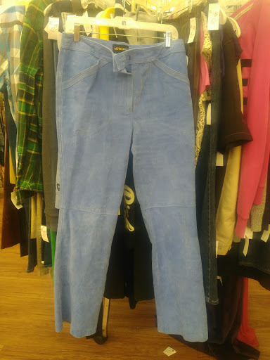 Thrift Store «Loveland Goodwill Store», reviews and photos, 330 Loveland Madeira Rd, Loveland, OH 45140, USA