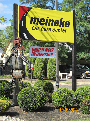 Auto Repair Shop «Meineke Car Care Center», reviews and photos, 195 NJ-36, Middletown, NJ 07748, USA
