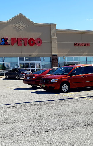 Pet Supply Store «Petco Animal Supplies», reviews and photos, 788 Crossings Rd, Sandusky, OH 44870, USA