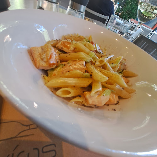 Πλαγίως - Εστιατόριο